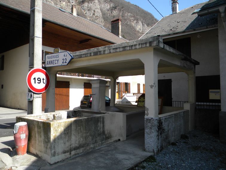 Fontaine, lavoir