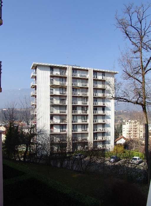 Ensemble de 3 immeubles, le Montcalm