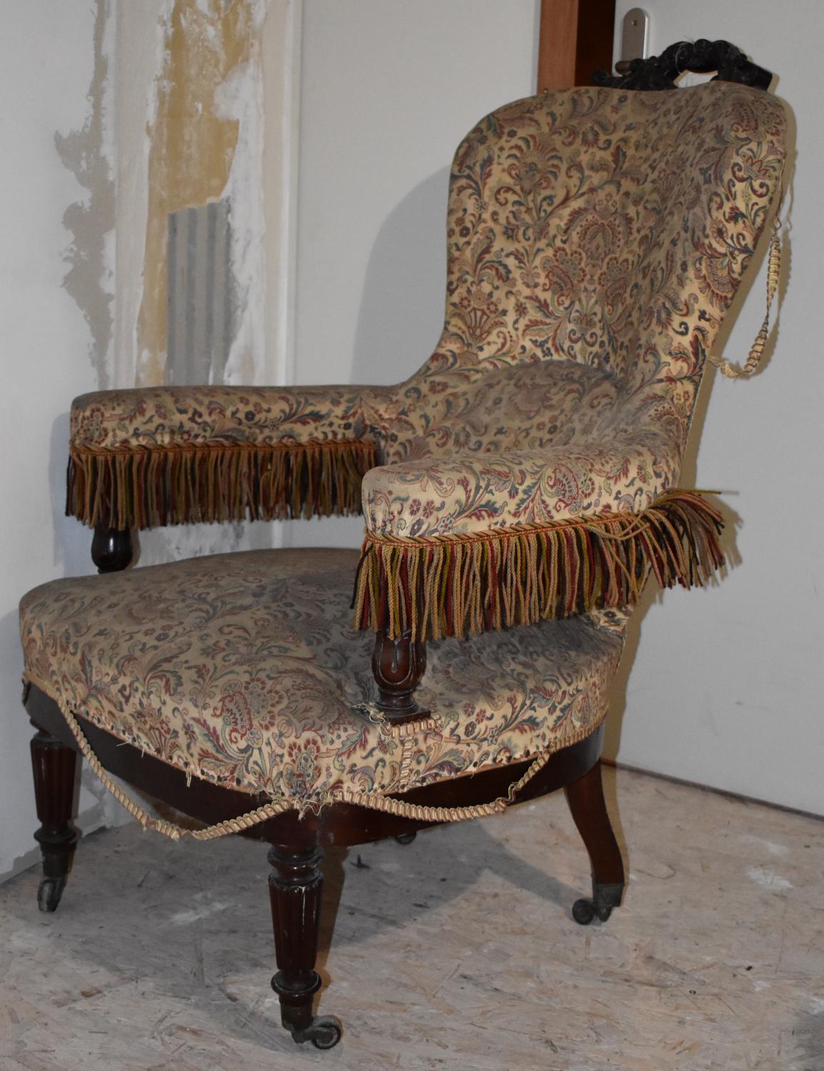 Fauteuil n°2 d'un ensemble de deux fauteuils