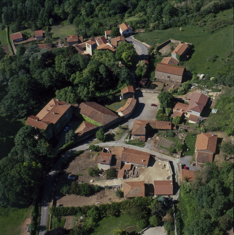 Présentation de la commune de Marcilly-le-Châtel