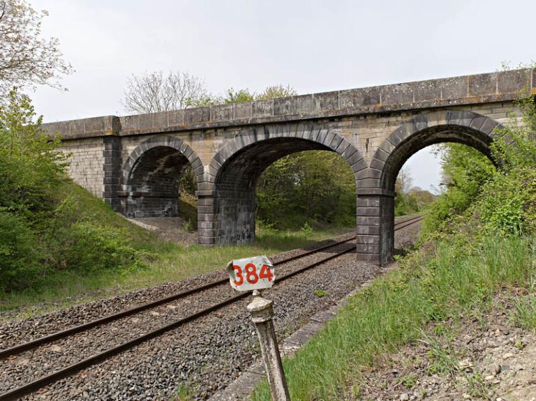 Ligne (Paris) - Villeneuve-sur-Allier - Clermont-Ferrand (par Gannat)