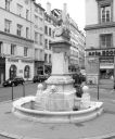 Monument fontaine à Jean-Pierre Pléney