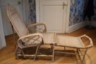 Chaise longue