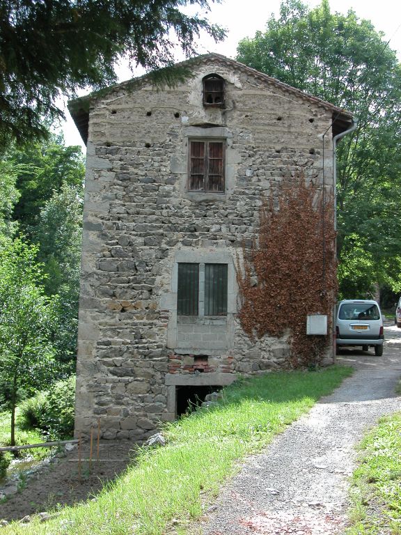 Moulin actuellement maison