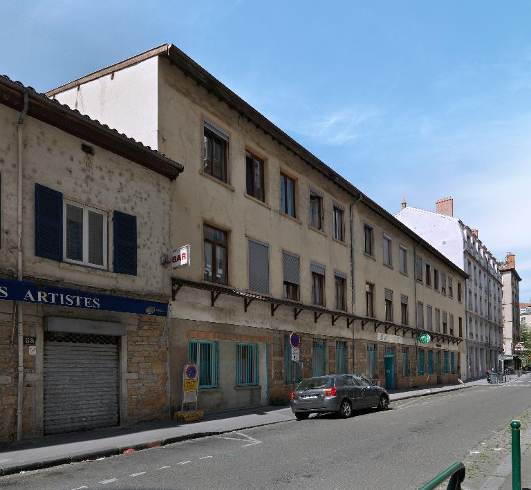 Fabrique de papiers peints Graillet, actuellement auberge de jeunesse "Le Flâneur"