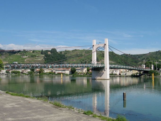 Pont routier de Condrieu