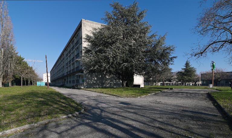 Lycée d'enseignement général, technique et professionnel, actuellement lycée des métiers du cuir, dit lycée du Dauphiné