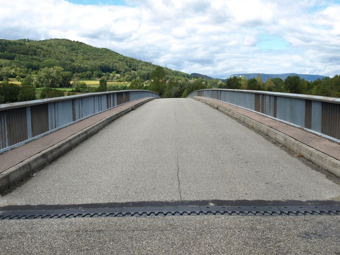 Pont routier de Cressin-Rochefort