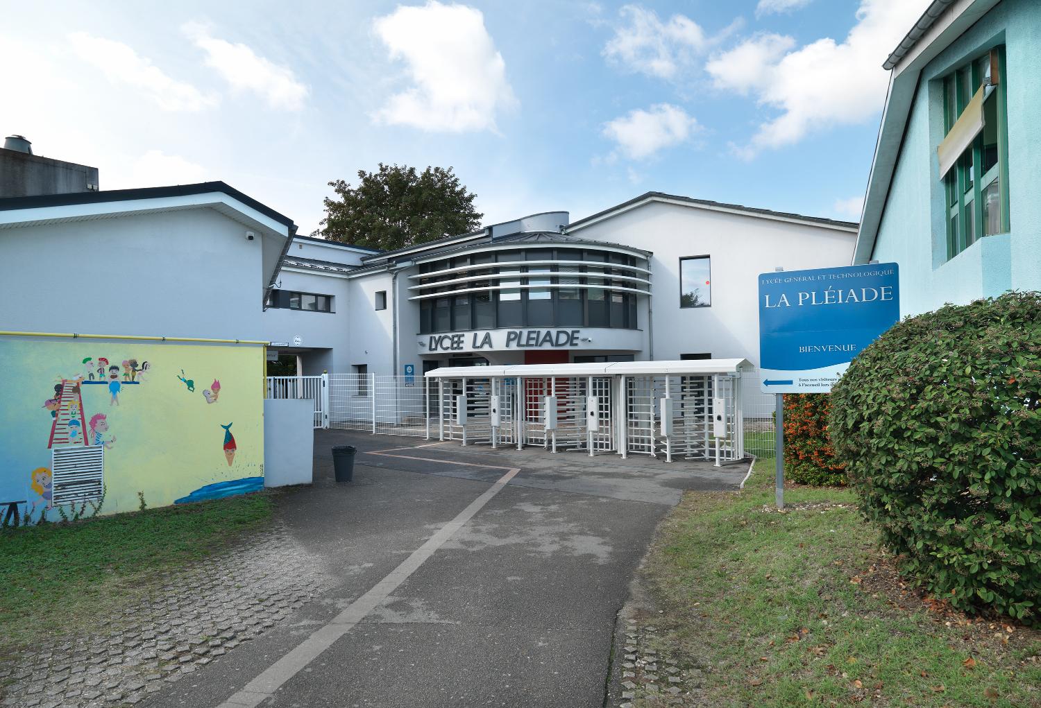 Lycée polyvalent La Pléïade