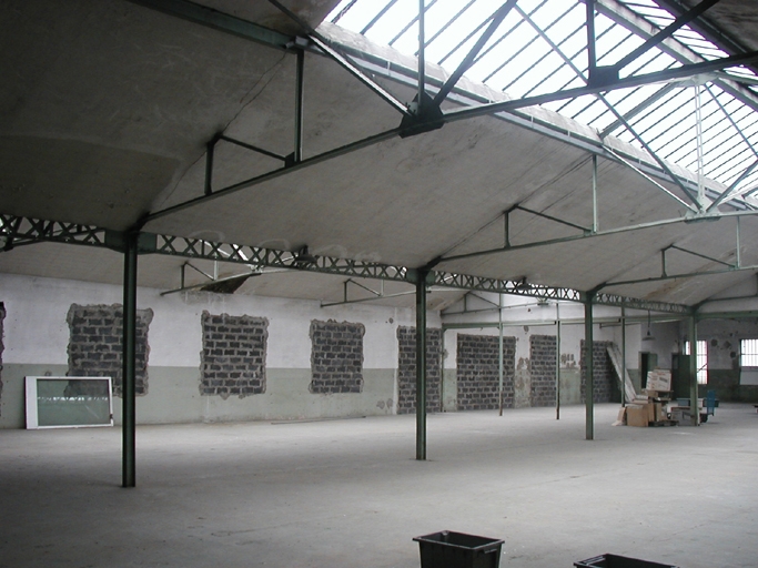 Usine d'apprêts des étoffes dite Société Anonyme du Moulinage de Givors puis Société Anonyme des Établissements Gamma actuellement Les  collectifs  culturels  et  artistiques  du  site  dit  "Lamartine" (2015)