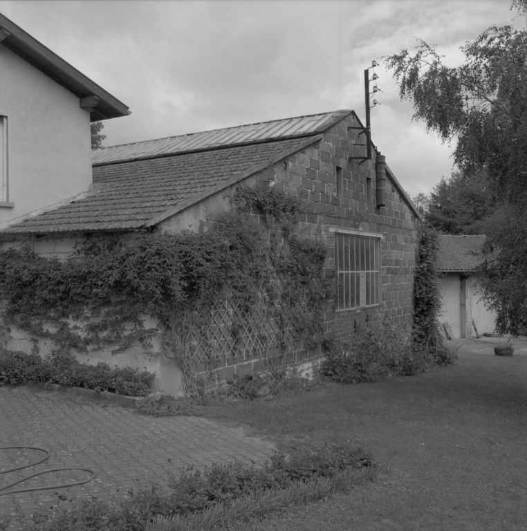 Moulin Dury puis fabricant d'électricité puis scierie et atelier de tissage