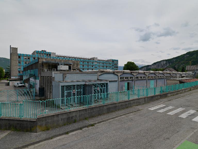 Lycée technique et collège d'enseignement technique, dit Cité technique du bâtiment, actuellement lycée des métiers du bâtiment dit lycée Roger-Deschaux