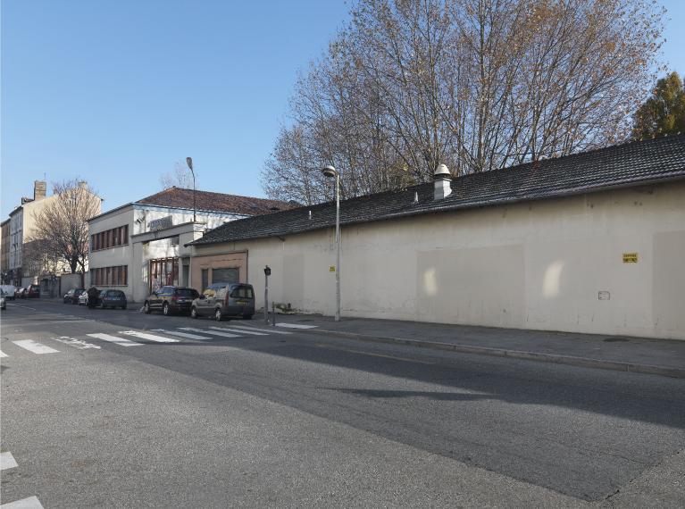 Usine de produits chimiques dite société chimique de Gerland et Usine de matériel électroménager dite Confort rationnel par l'électricité, puis Société Générale d'appareillage électrique actuellement la CIAPEM - Fagor-Brandt