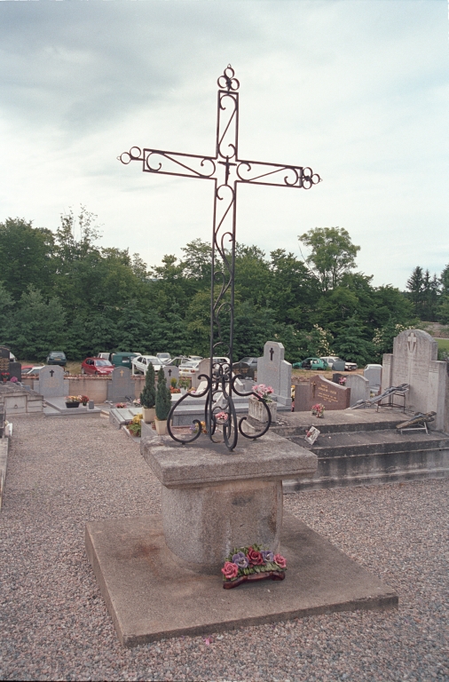 Les croix monumentales du canton de Boën et de la commune de Sail-sous-Couzan