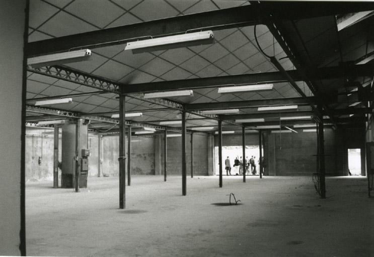 Ferblanterie Bonnefoy puis impression sur étoffes Meyer puis teinture pour fabrique Manhès L. puis Boindin P. Équipement électrique et Pelletier J. Repousse sur métaux puis Flexelec actuellement École Émile Cohl