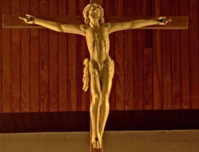 Croix ; Christ en croix