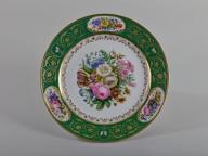 assiette dite assiette de présentation du service dit "service d'apparat du château de Randan"
