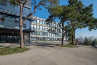 Collège d'enseignement technique puis lycée technique, actuellement lycée polyvalent Parc Chabrières et lycée professionnel Edmond-Labbé, dits cité scolaire Parc Chabrières