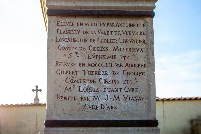 Croix de chemin dite de Cibeins