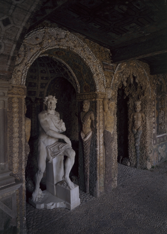 Revêtement intérieur de la grotte (plafond, revêtement mural, revêtement de sol)