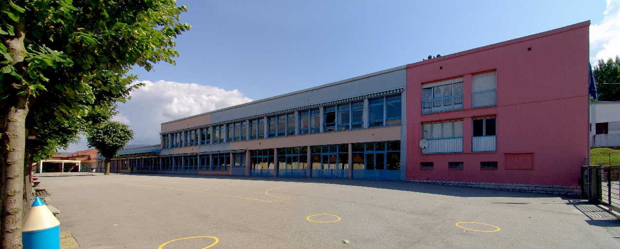École primaire de garçons et école maternelle de Marlioz