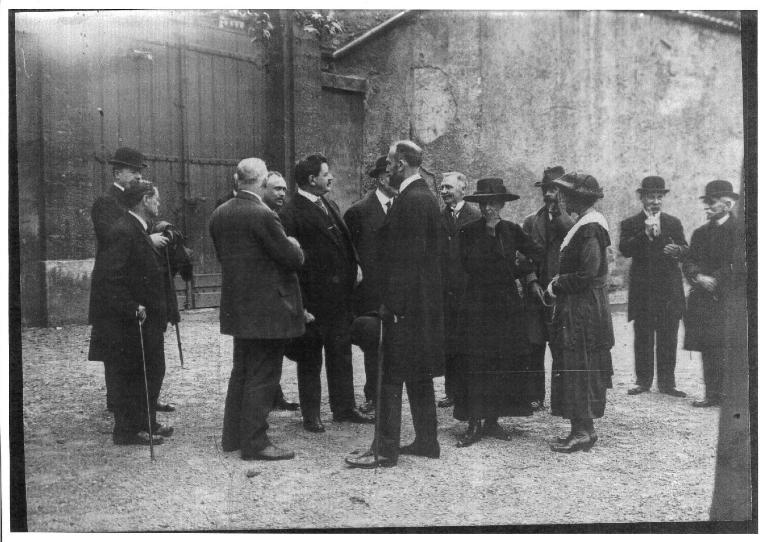 Maison forte dite château de la Buire, couvent de petites soeurs de l'Assomption, école de rééducation professionnelle de blessés militaires de la Ville de Lyon dite école Joffre, maison des étudiantes Lirondelle