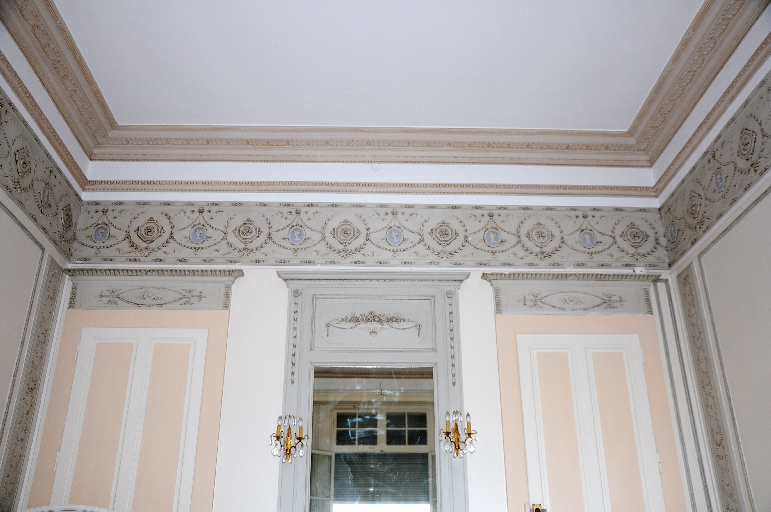 Hôtel de voyageurs, Hôtel Excelsior, actuellement immeuble, dit Résidence Beauregard