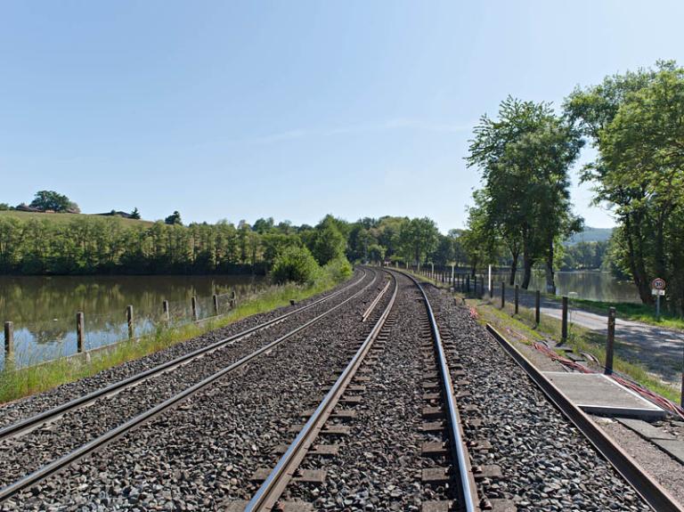 Ligne Saint-Germain-des-Fossés - Saint-Pierre-Laval - (Roanne)