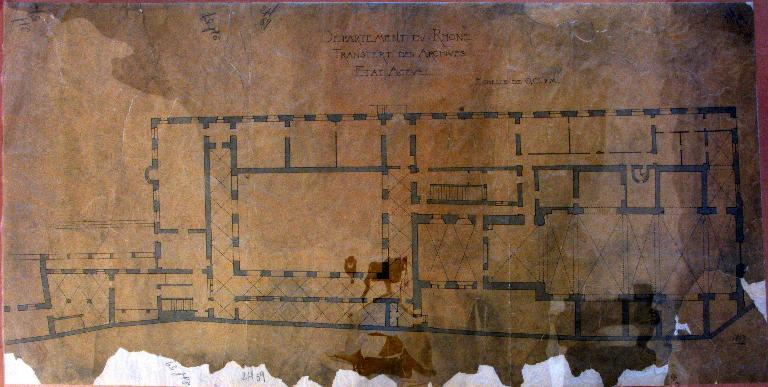 Couvent de carmes déchaussés Notre-Dame-du-Mont-Carmel, puis caserne, pensionnat, archives départementales du Rhône