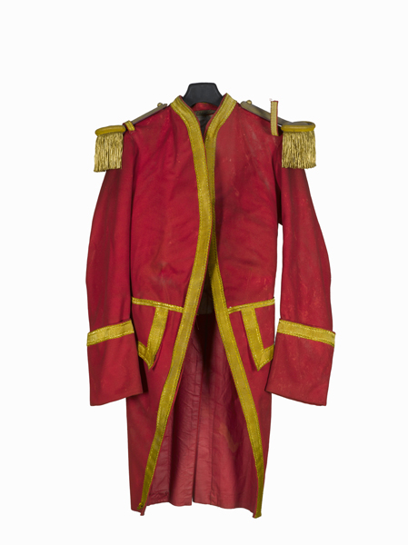 costume de suisse comprenant une veste deux gilets et deux baudriers