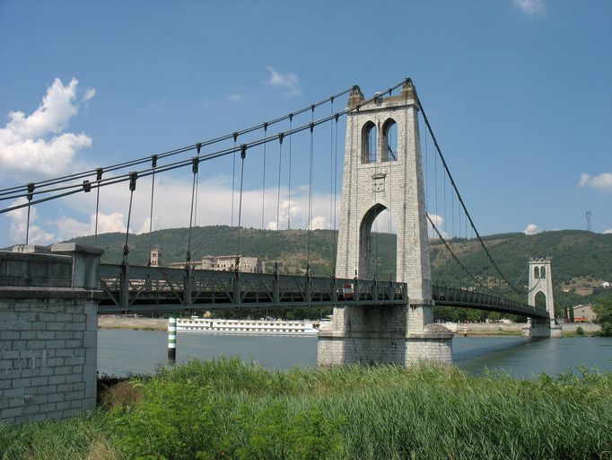 Pont routier