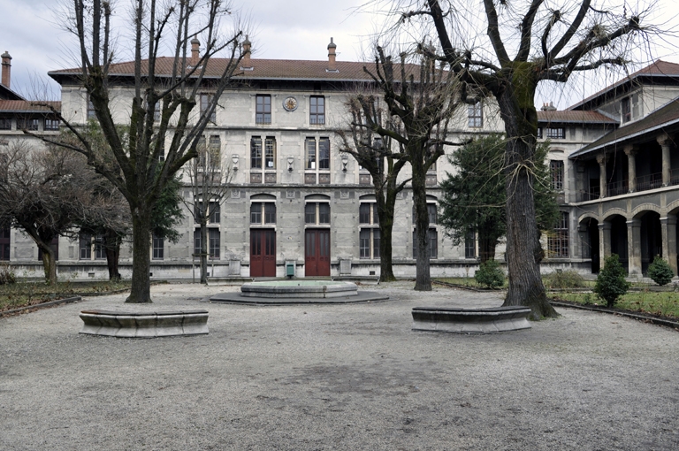 Lycée de garçons, actuellement lycée Champollion
