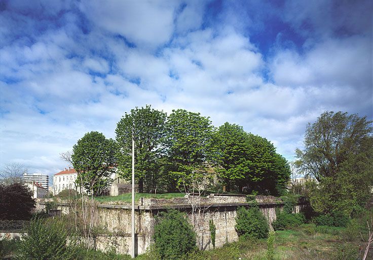 Fort de la Motte ; puis Caserne Sergent Blandan