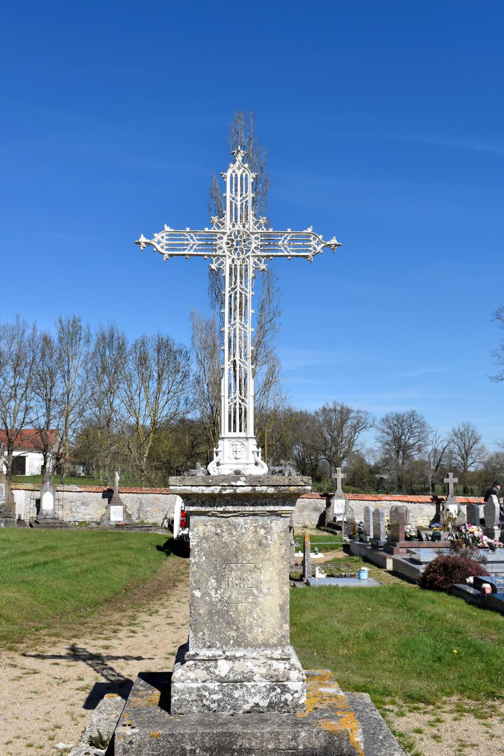 Croix de cimetière