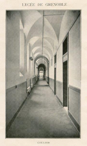 Collège de jésuites, dit Royal-Dauphin, puis école centrale, lycée impérial, collège royal, lycée de jeunes filles, actuellement cité scolaire Stendhal