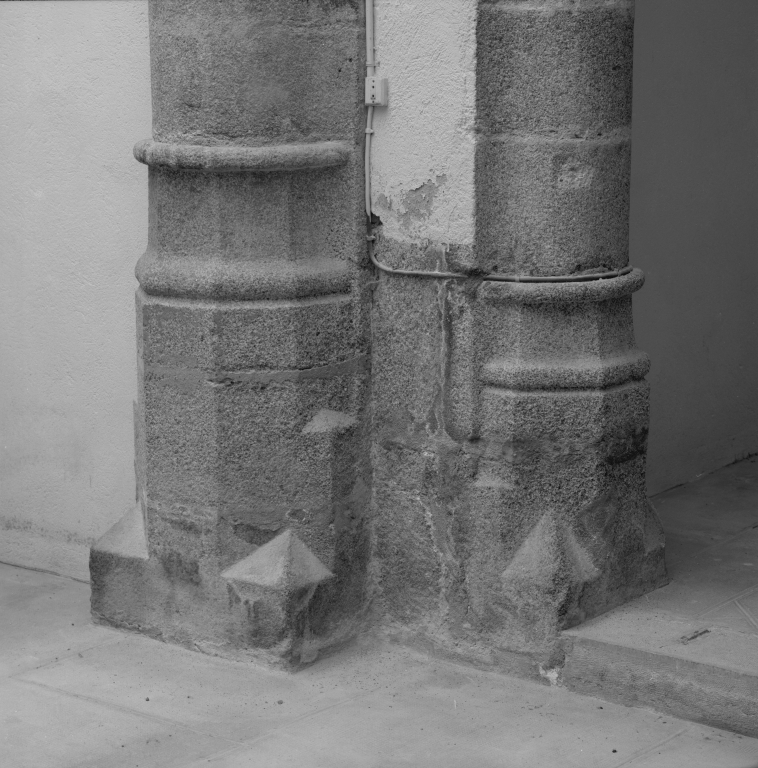 Eglise paroissiale Notre-Dame, puis Saint-Barthélemy