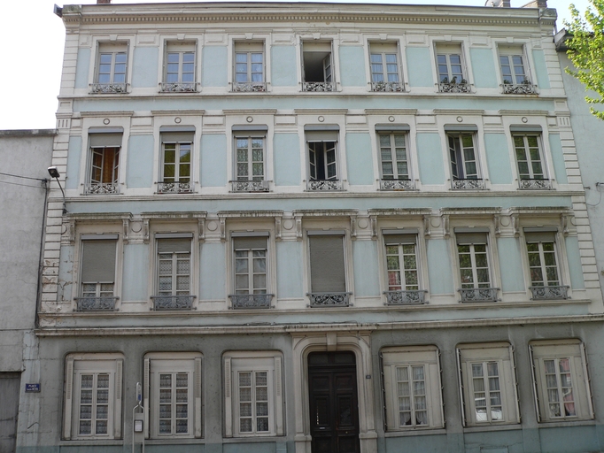 Brasserie Windeck propriété E.H. Dyant actuellement immeubles d'habitation et hammam.