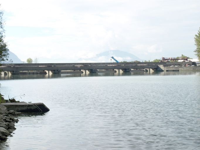 Barrage de retenue de Motz, pont, passerelle