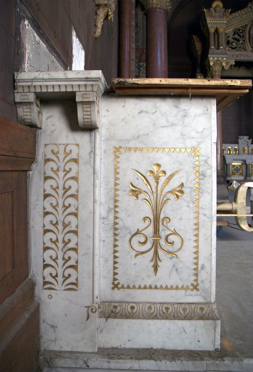 Autel (secondaire) : autel du Sacré-Coeur