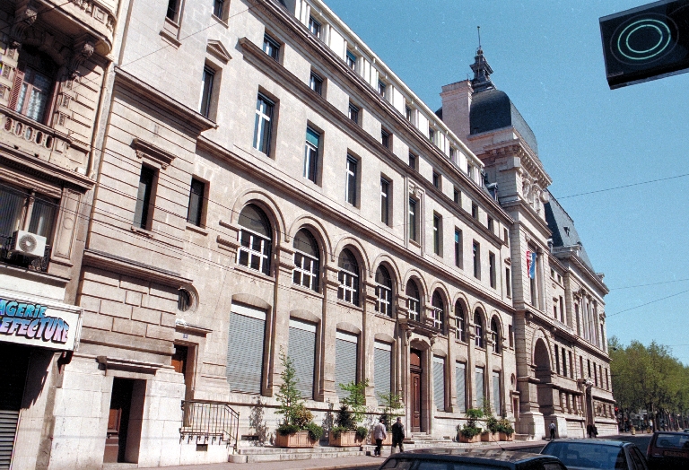 Préfecture dite hôtel de préfecture, hôtel du département