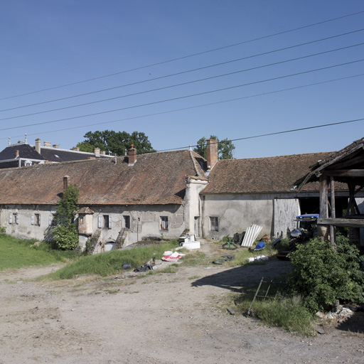 Communs du château de Magneux-Haute-Rive