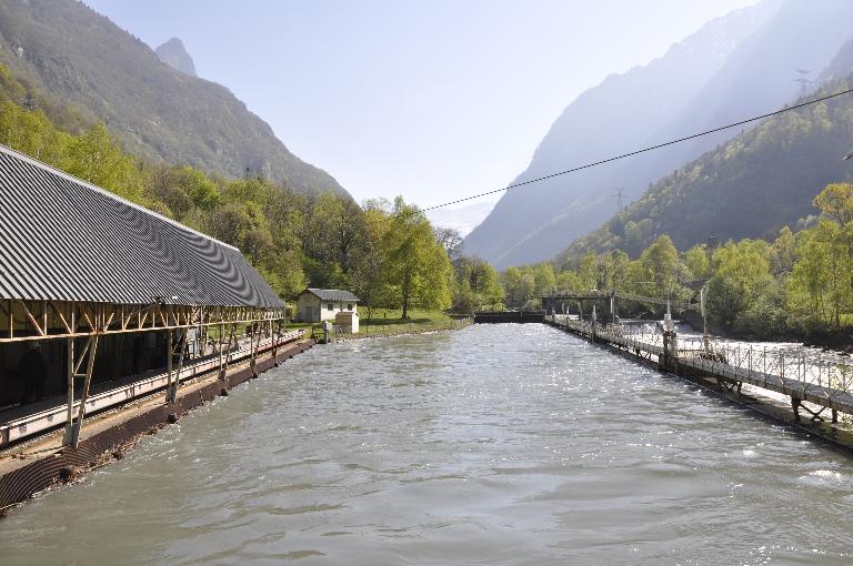 centrale et barrage des Roberts, basse vallée de la Romanche