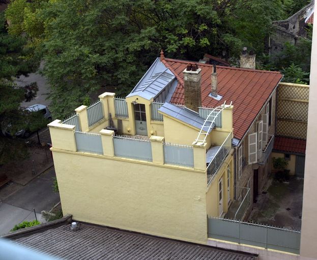 Maison sur cour, dépendance