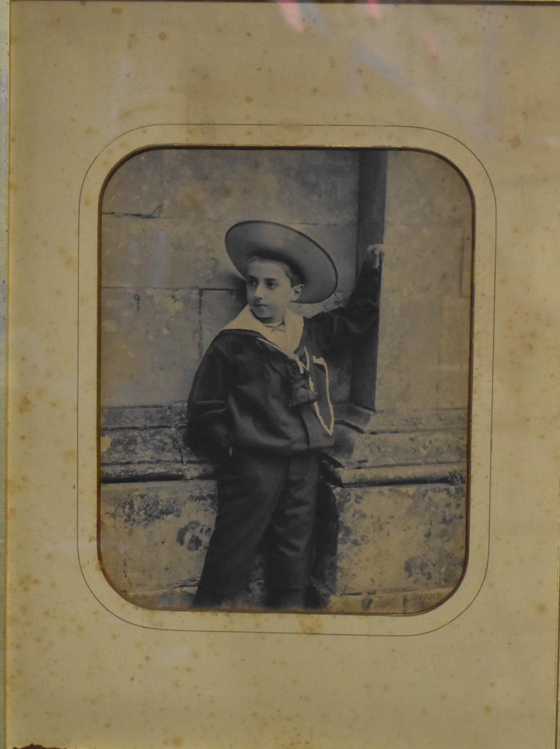 Photographie : Portrait de Ferdinand d'Orléans (1884-1924), enfant