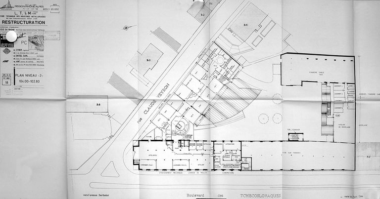 Ecole de métiers des industries métallurgiques et atelier-école, puis lycée technique des industries métallurgiques et lycée d'enseignement professionnel, actuellement lycée Hector-Guimard - Lycée des Métiers, Transformations des matériaux