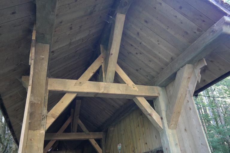 Pont couvert en bois de Bellevaux, dit pont piétonnier des Places