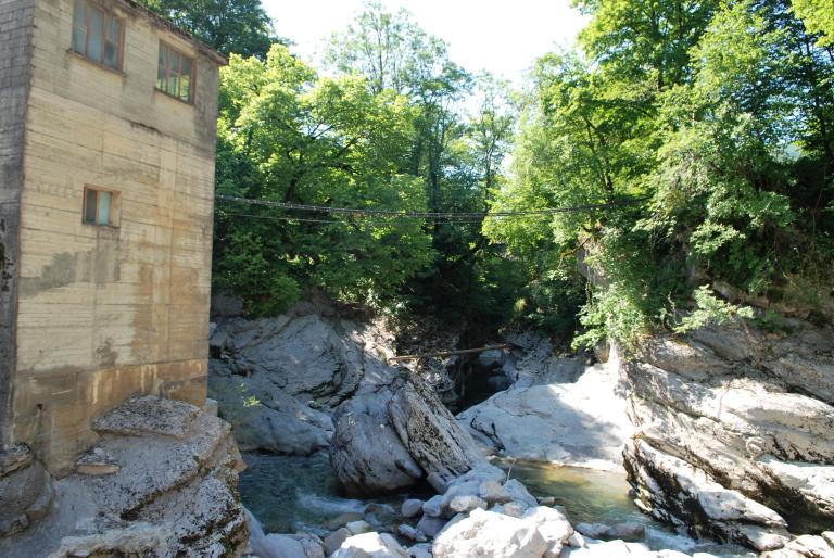 scierie puis scierie, moulin, battoir à chanvre, actuellement scierie et micro-centrale hydroélectrique