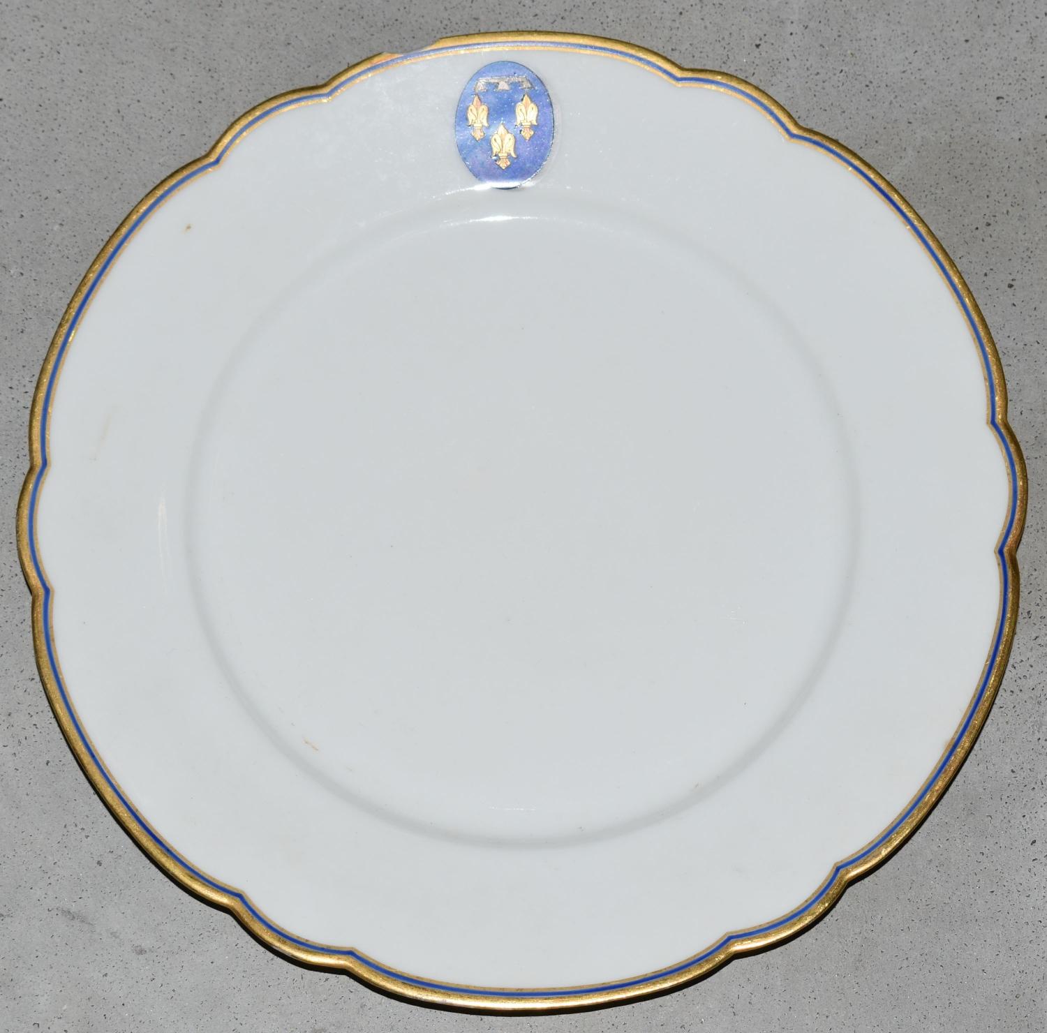 Assiette plate n° 20