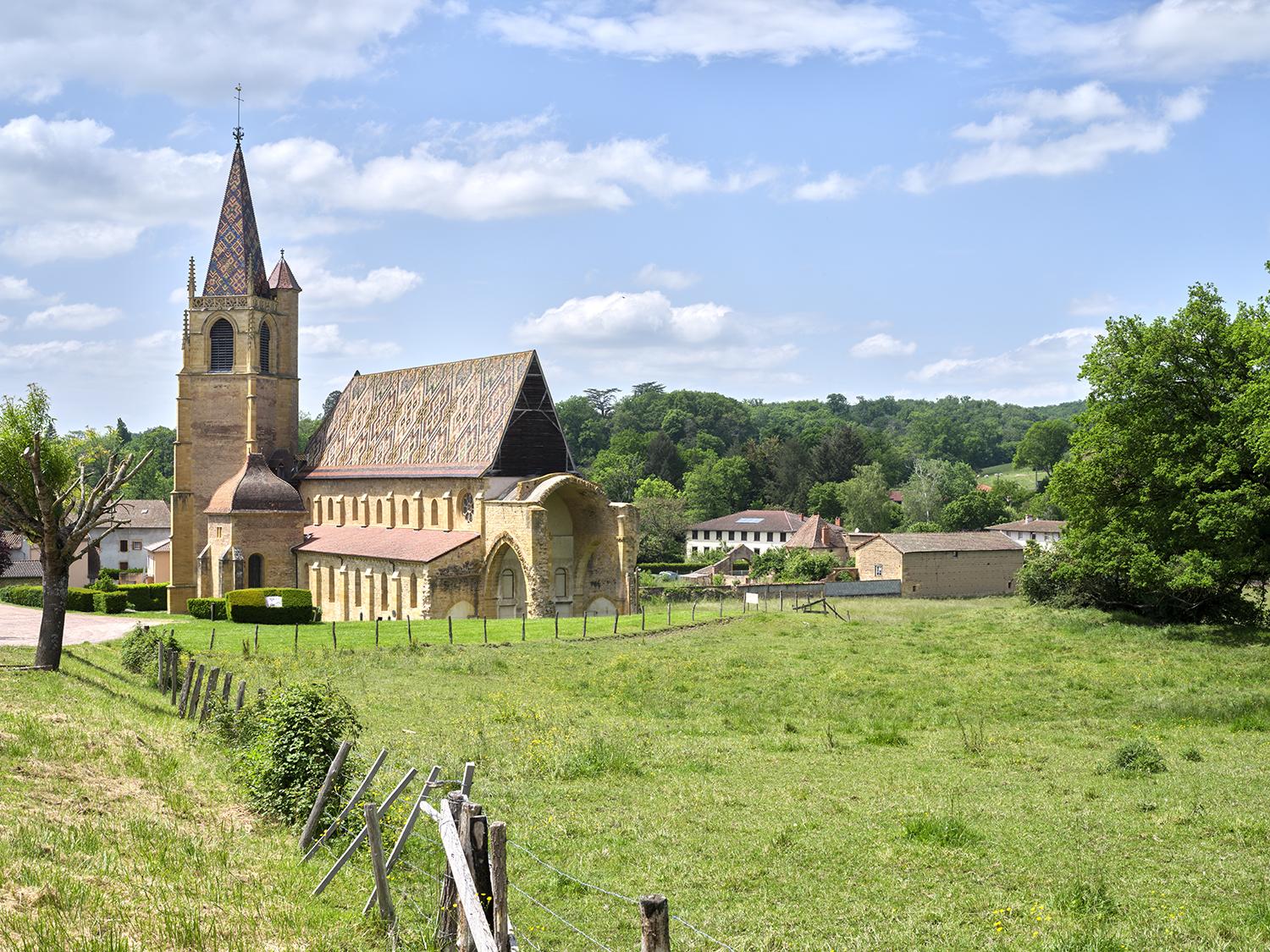 Bâtiments agricoles, à l'emplacement d'anciennes dépendances de l'abbaye