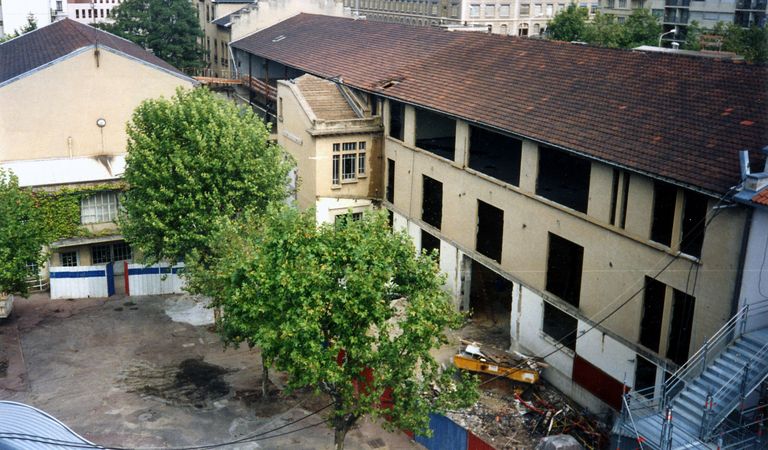Ecole de métiers des industries métallurgiques et atelier-école, puis lycée technique des industries métallurgiques et lycée d'enseignement professionnel, actuellement lycée Hector-Guimard - Lycée des Métiers, Transformations des matériaux